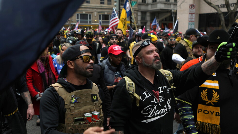 كندا تصنف "براود بويز" تنظيما إرهابيا