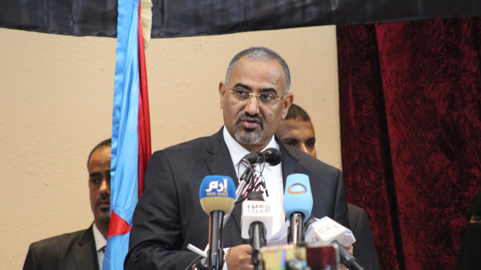 اليمن.. إدانات لرئيس "المجلس الانتقالي" بعد تلويحه بالتطبيع مع إسرائيل