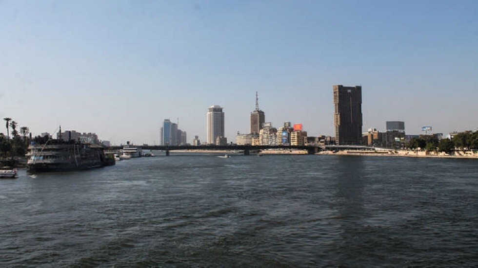 مصر.. 512 إصابة و53 وفاة جديدة بكورونا