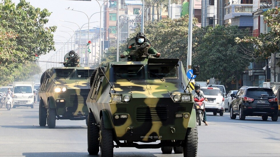 جيش ميانمار يأمر بحجب 