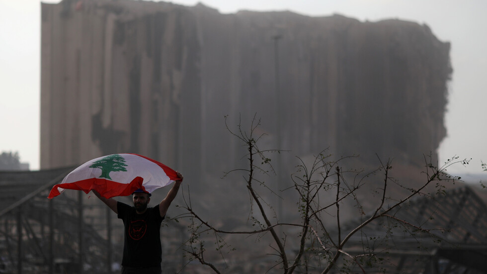 "من غير المقبول!".. فرنسا توجه انتقادات حادة لقادة لبنان بعد 6 أشهر من انفجار بيروت