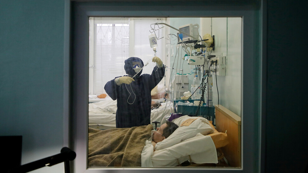 لليوم الرابع.. الإصابات الجديدة بكورونا في روسيا عند مستوى الـ16 ألفا