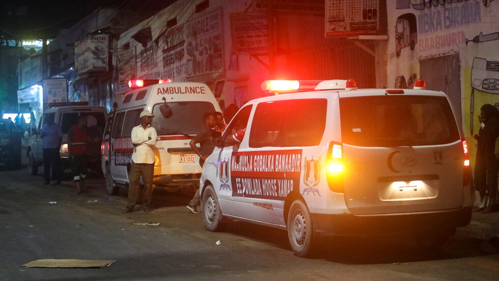 الصومال.. مقتل 12 من أفراد الأمن وسط البلاد في هجوم بقنبلة