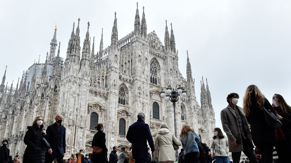 إيطاليا تسجل 11641 إصابة و270 وفاة جديدة بفيروس كورونا