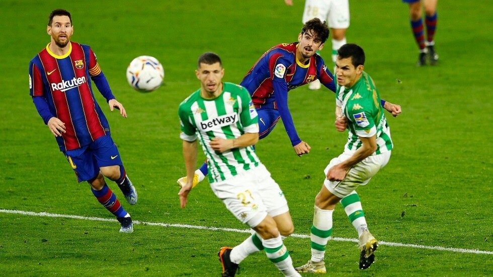 برشلونة يهزم ريال بيتيس في الوقت القاتل بهدف صاروخي لا يصد ولا يرد