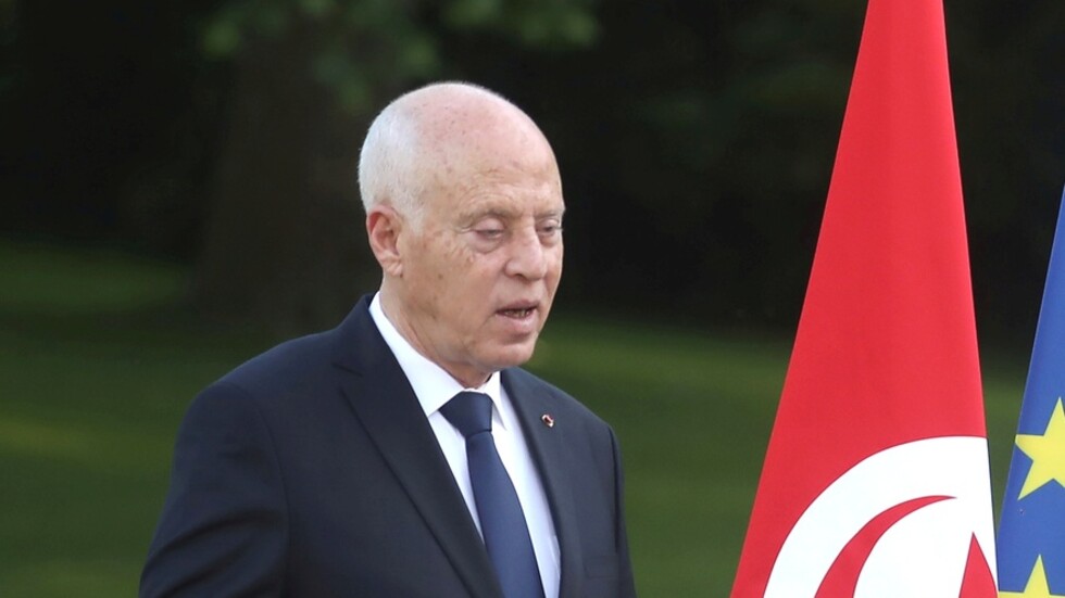 الذكرى الـ 63 لقصف فرنسا "ساقية سيدي يوسف" التونسية في رسالة تهنئة من قيس سعيّد إلى تبون