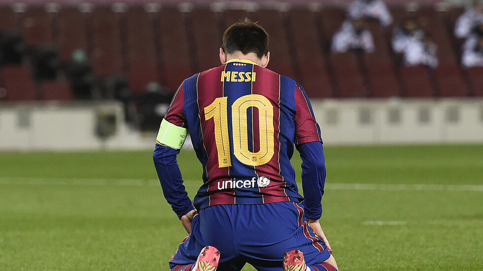 غلاف مجلة يثير غضب برشلونة قبل مواجهة سان جيرمان (صورة)