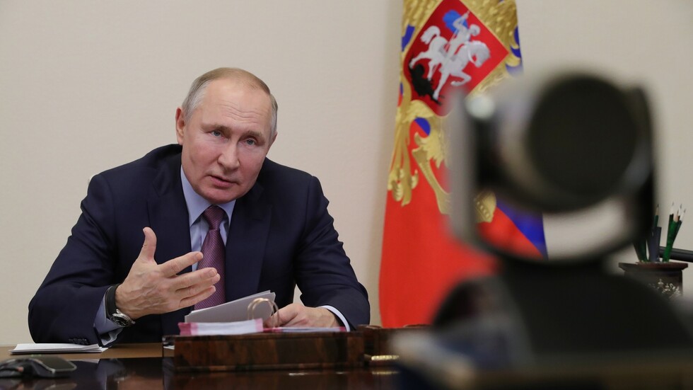 بوتين لوزير المالية الروسي: أين الأموال المخصصة للعلماء؟