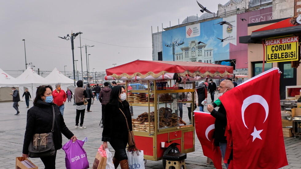 تركيا..98 وفاة و8636 إصابة جديدة بفيروس كورونا