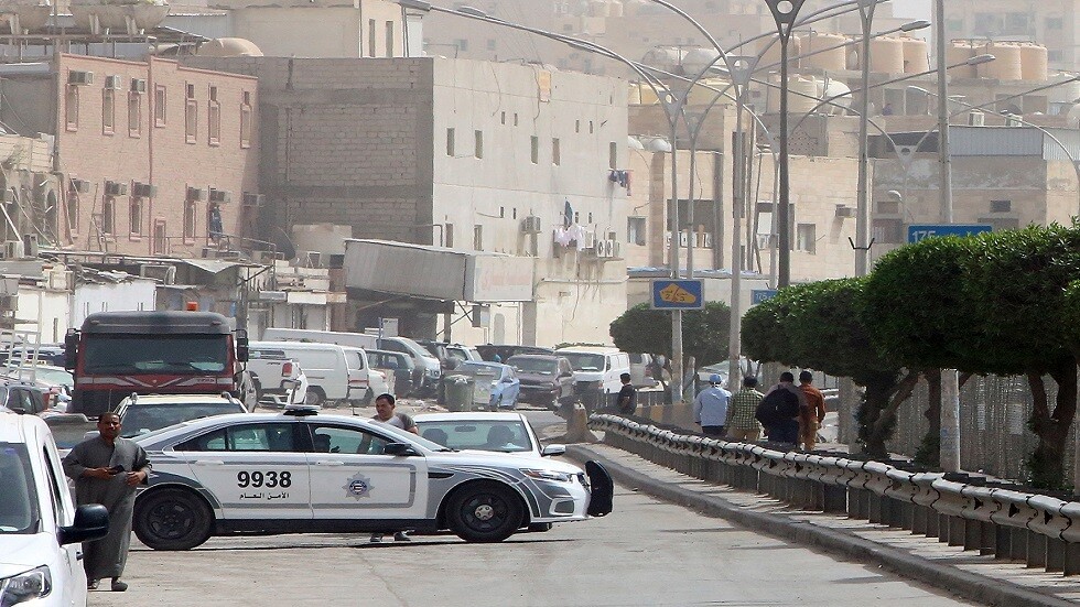 الكويت.. سوري ومصري في قفص الاتهام بدعوى من شيخين في الأسرة الحاكمة