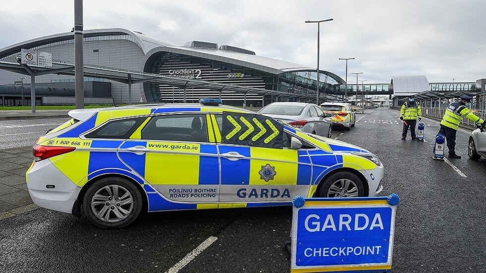 إيرلندا تفرض حجرا صحيا إلزاميا على القادمين من عدة دول بينها عربية