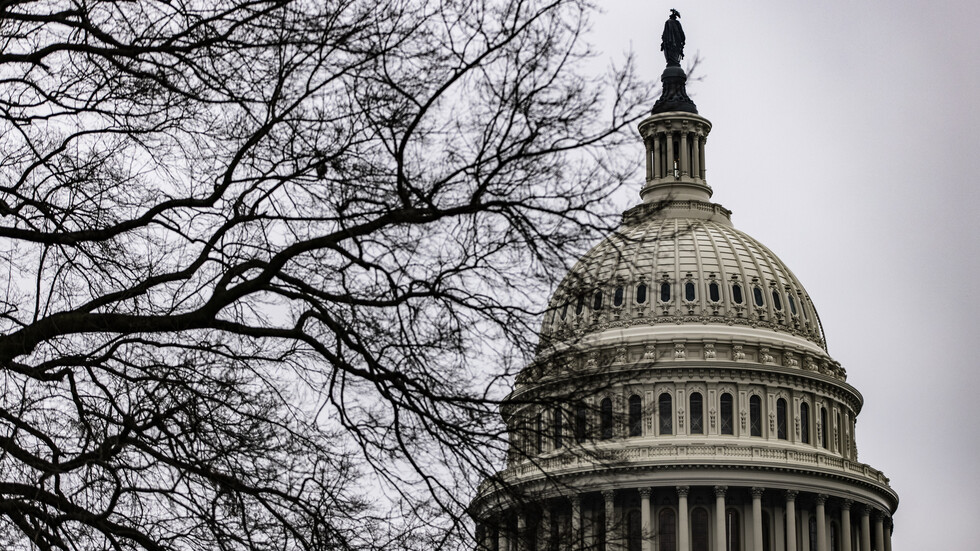 محاكمة ترامب.. الادعاء يطالب بمنعه من العودة إلى البيت الأبيض
