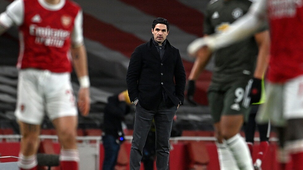 مدرب أرسنال يتلقى تهديدات عبر مواقع التواصل الاجتماعي