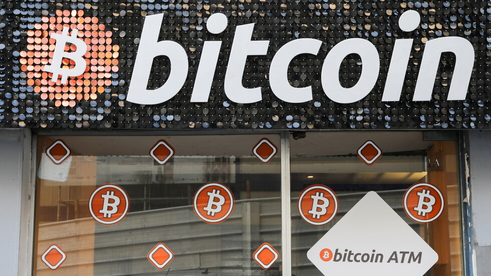 أصحاب هواتف "آيفون" سيتمكنون من الدفع بالبيتكوين