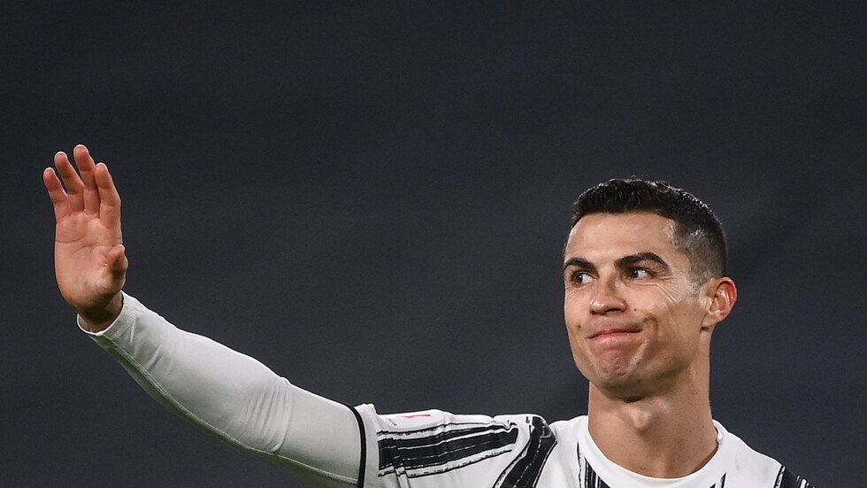 رغم رحيله عن الدوري الإنجليزي منذ 12 عاما.. رونالدو يحتكر رقما تاريخيا