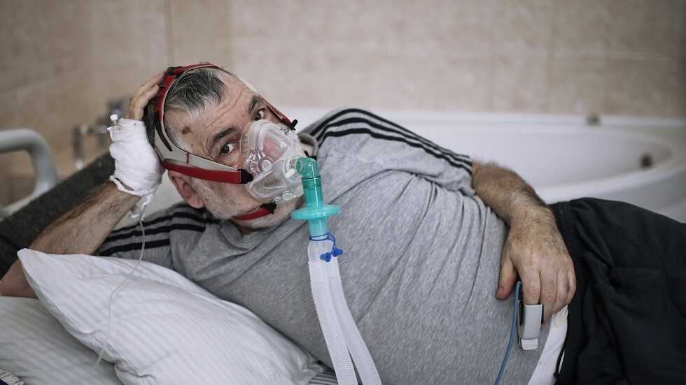 العلماء يحددون "السوبر ناقل" لفيروس كورونا