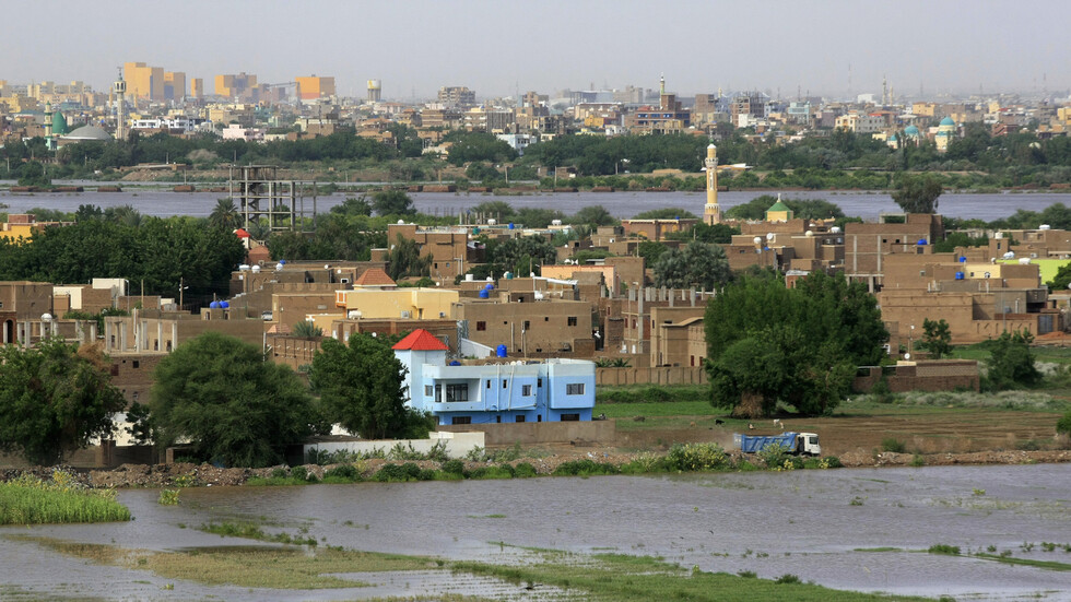 مصرع عائلة سودانية ضلت طريقها في الصحراء والأم تترك رسالة مؤثرة