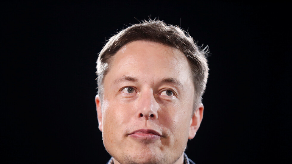 إيلون موسك: "أنا كائن فضائي"