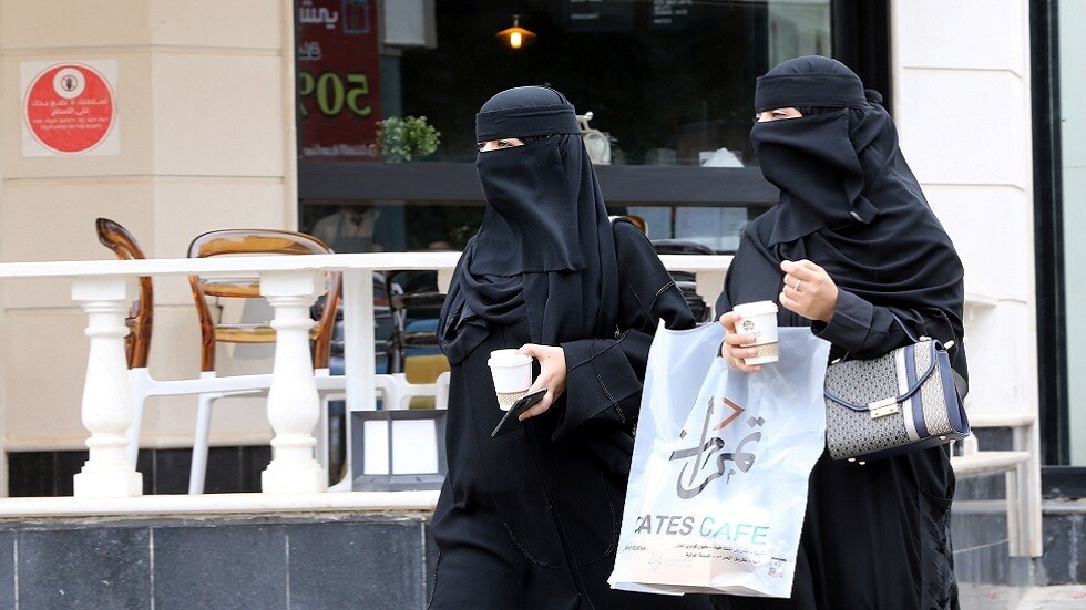 السعودية.. تمديد قيود كورونا 20 يوما إضافيا