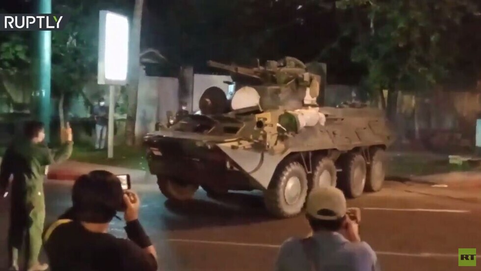 انتشار مكثف للمدرعات في شوارع ميانمار مع استمرار المظاهرات