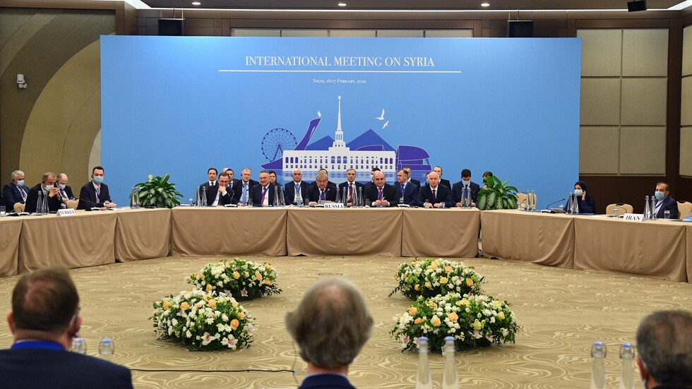 سوتشي تعيد إحياء اللجنة الدستورية