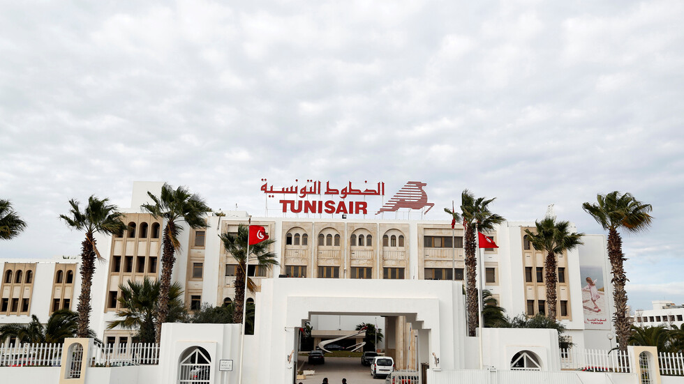الخطوط الجوية التونسية تبحث عن مخرج بعد الحجز التحفظي على حساباتها من طرف شركة "تاف" التركية
