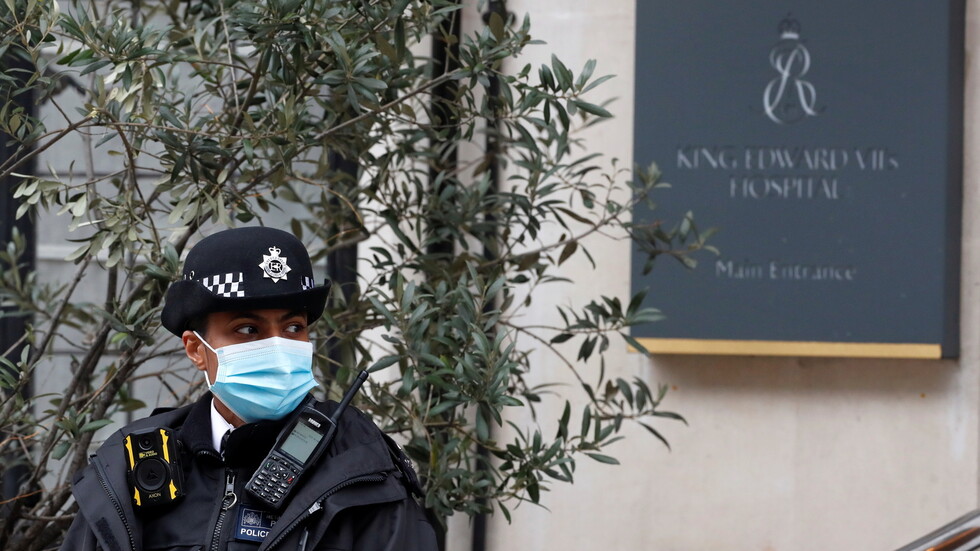 قبل 5 أشهر من يوبيله المئوي.. الأمير البريطاني فيليب لا يزال في المستشفى لليوم الـ4