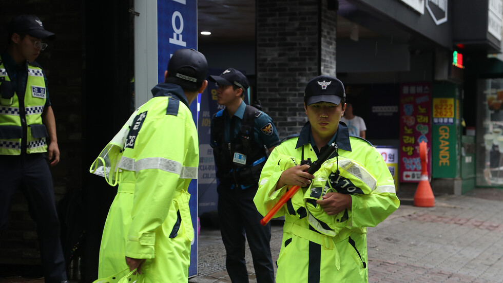 رجل يحتفظ بجثة والدته في المنزل لمدة 30 عاما!