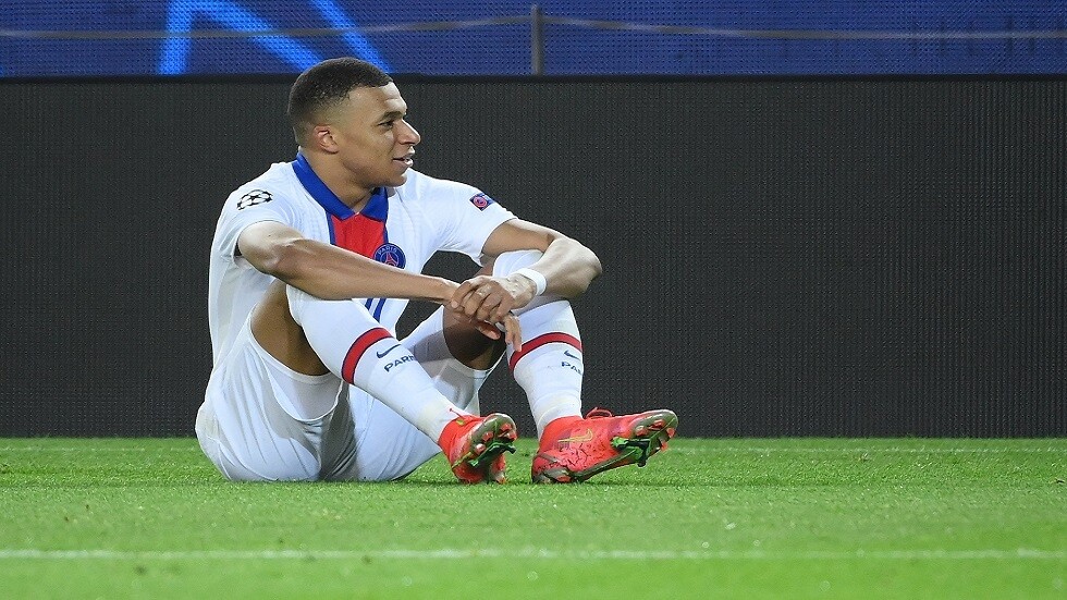 وزيرة فرنسية تتوسل لمبابي