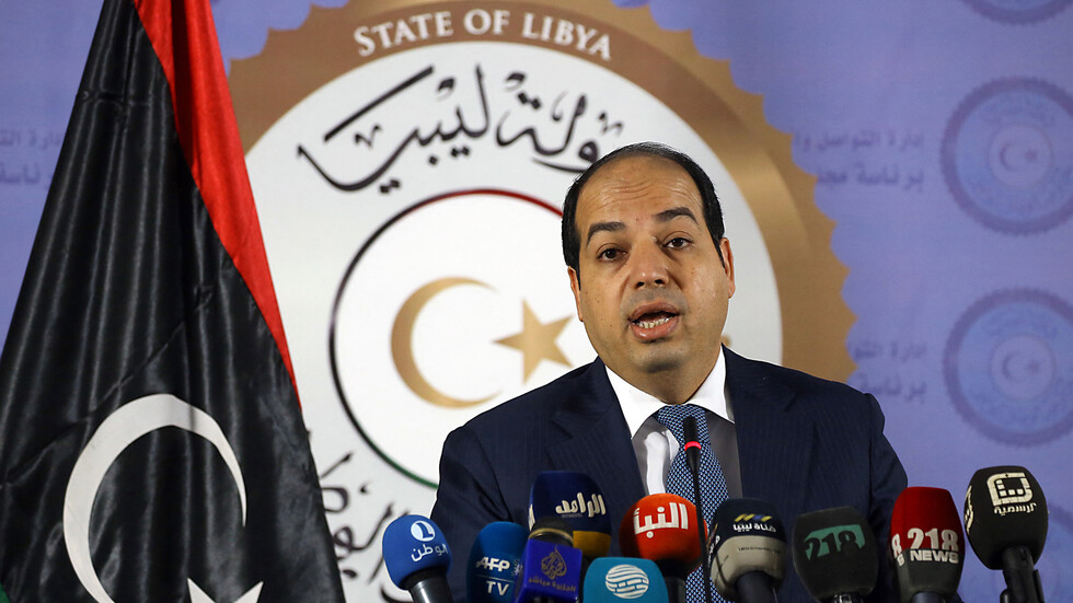 معيتيق يزور شرق البلاد..  ووحدة السلطة التنفيذية في ليبيا هي الهدف