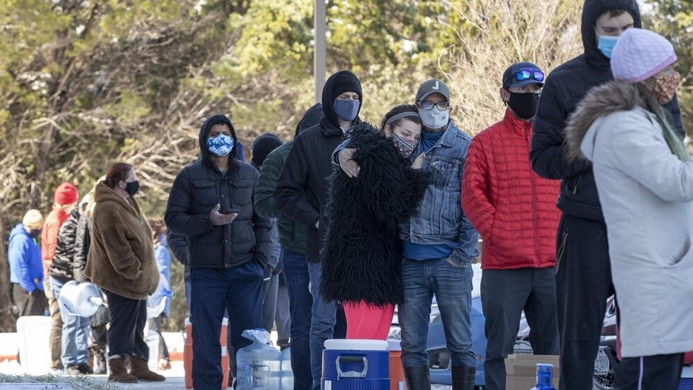 بايدن يعلن حالة