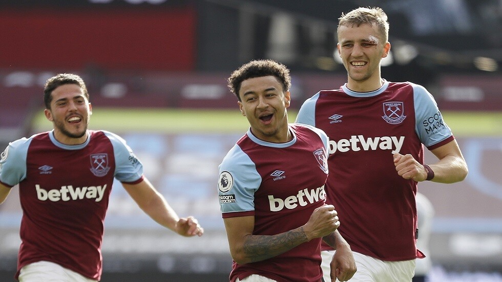 وستهام يهزم توتنهام في الدوري الإنجليزي