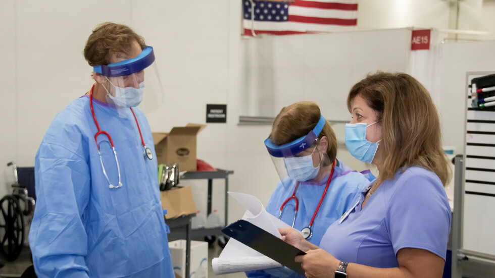 كورونا يحصد أرواح نصف مليون شخص في الولايات المتحدة