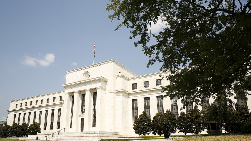 تعطل خدمات الدفع في أكبر بنك مركزي بالعالم