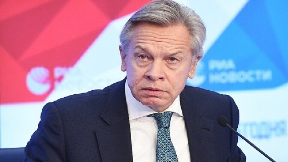 برلماني روسي: الناتو سيبدأ في الانهيار إذا تخلى عن مفهوم "التهديد الروسي"