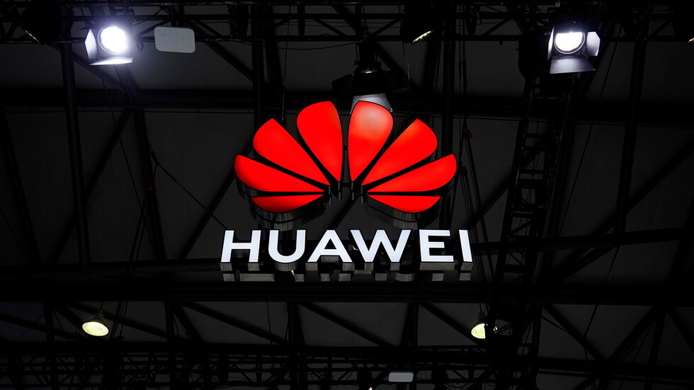 "هواوي" تسعى لتصنيع سيارات كهربائية تحت علامتها التجارية الخاصة