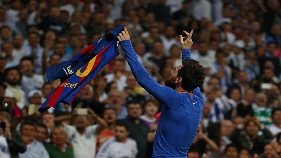 صحيفة: ميسي أصبح أكثر انفتاحا على فكرة البقاء مع برشلونة