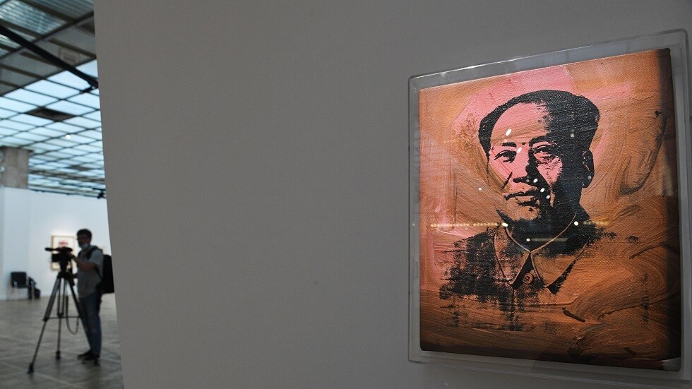 الصين تغلق متحف ماو تسي تونغ