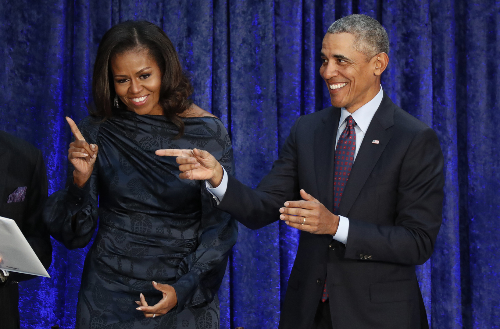 باراك وميشال أوباما يعلنان عن قائمة من ستة مشاريع جديدة كجزء من شراكتهم مع 