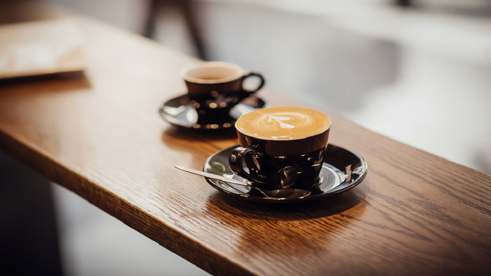 خبر مفرح لعشاق القهوة! دراسة علمية تكشف أثر شرب فنجان واحد يوميا على صحتنا!
