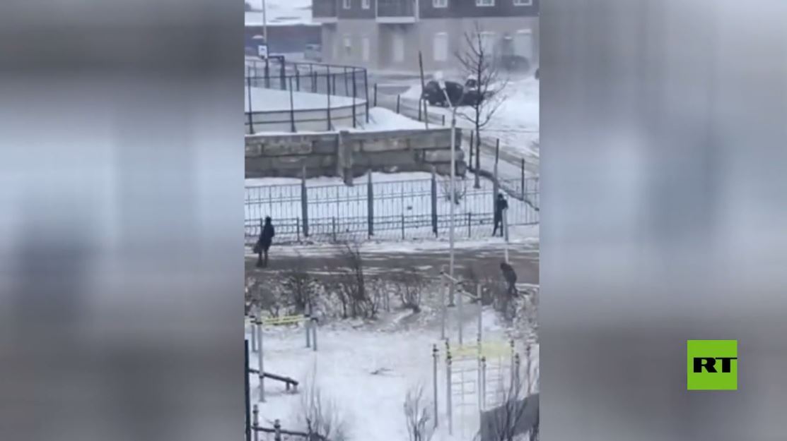 فيديو يظهر قوة الرياح أثناء العاصفة في ماغادان الروسية