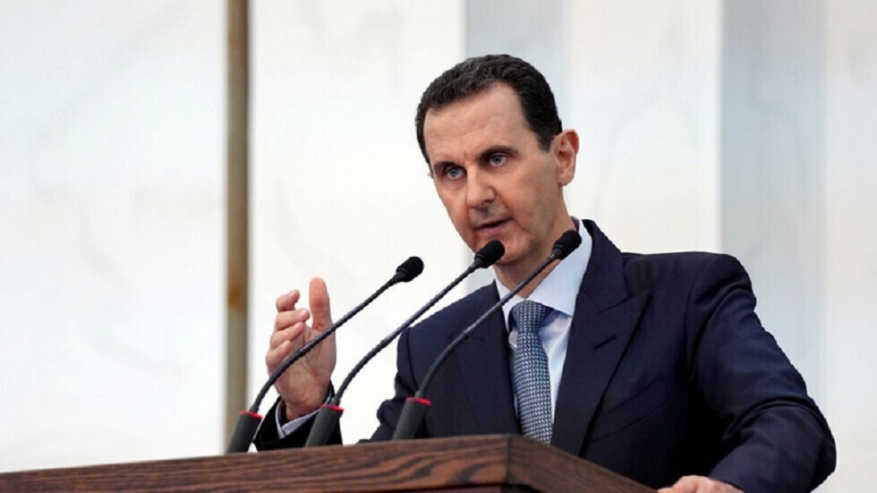 الأسد يصدر مرسوما بحل مجلس بلدي في القنيطرة