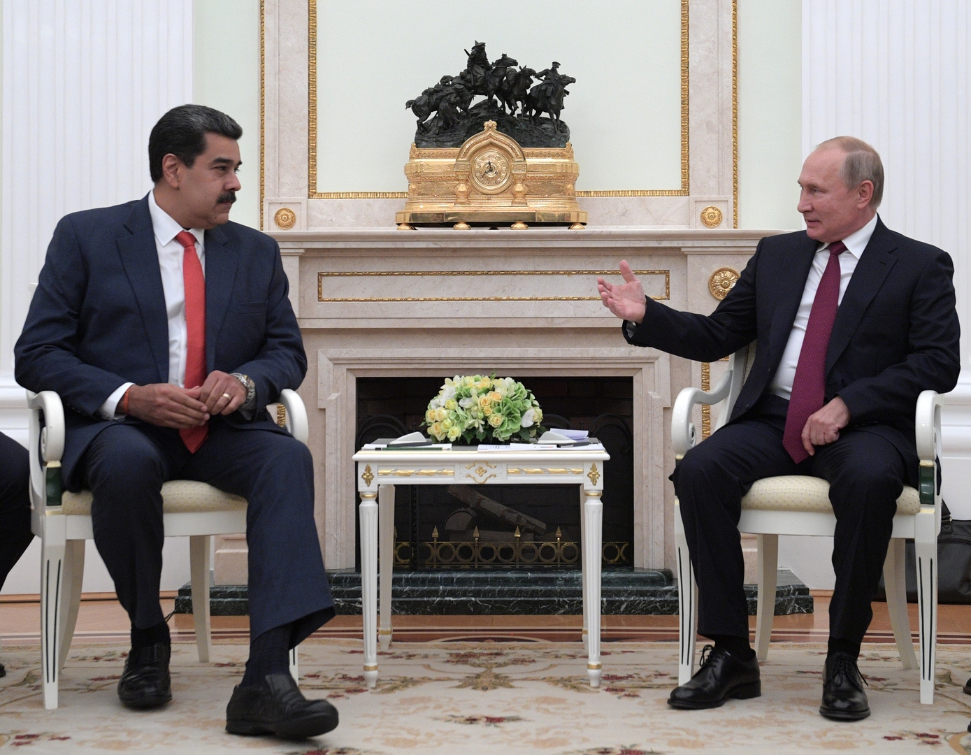 بوتين لمادورو: روسيا تدعم جهود سلطات فنزويلا لتعزيز سيادة البلاد