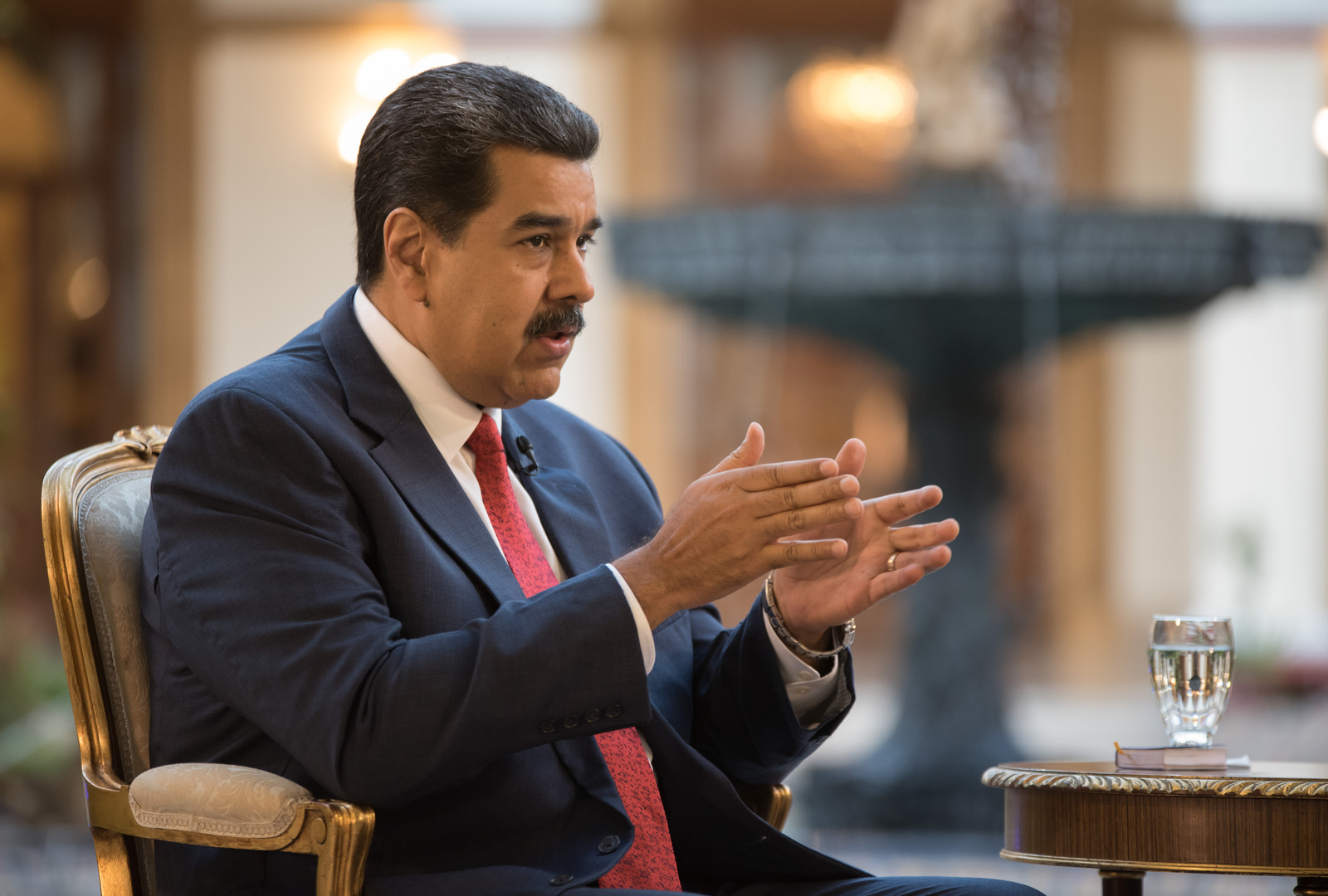 مادورو يوجه إنذارا إلى الاتحاد الأوروبي