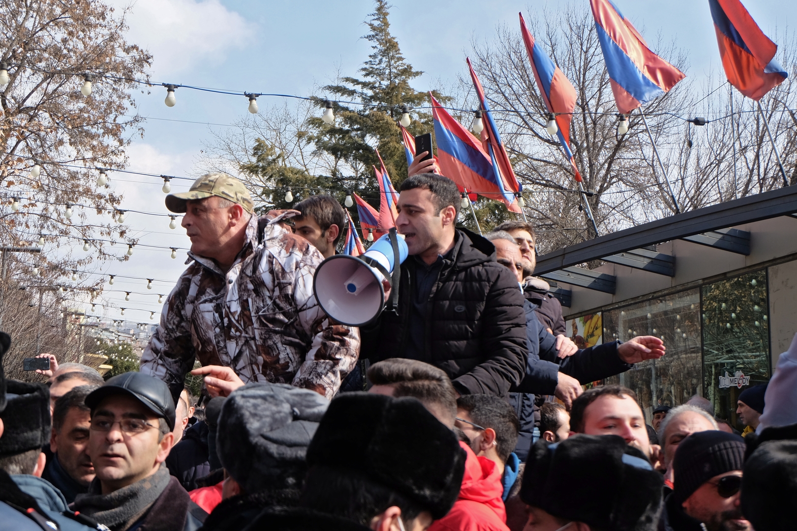 وزارة الدفاع الأرمنية: محاولات توريط الجيش في السياسة غير مقبولة