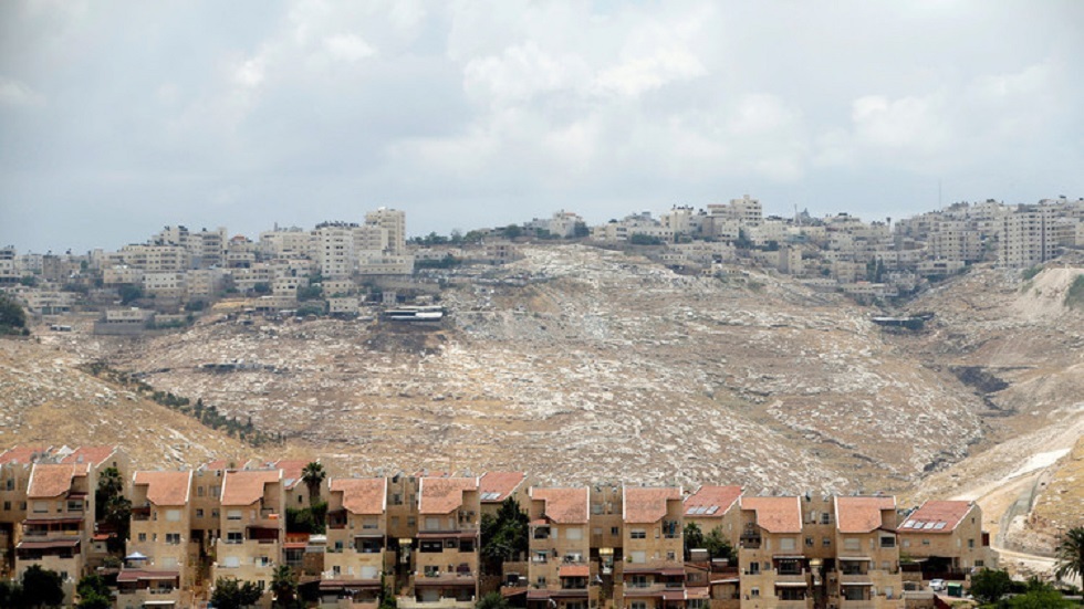 إسرائيل تضع يدها على 193 دونما في رام الله