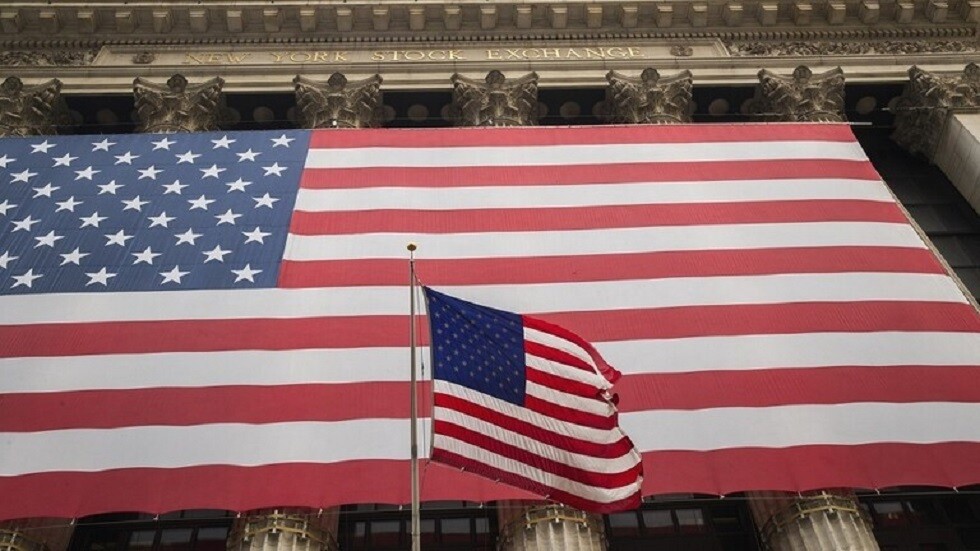 نشاط المصانع الأمريكية يبلغ ذروة 3 أعوام