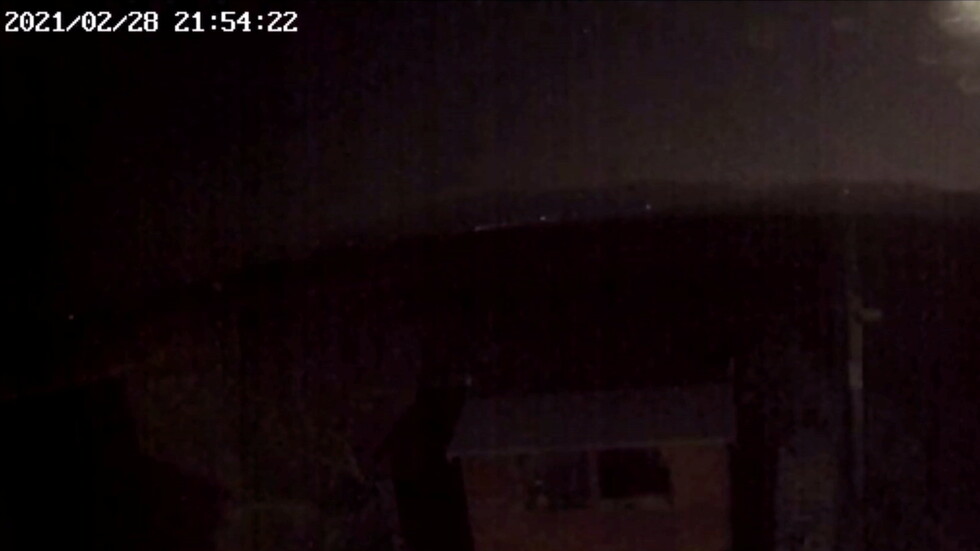 فيديو.. نيزك كبير يضيء سماء بريطانيا