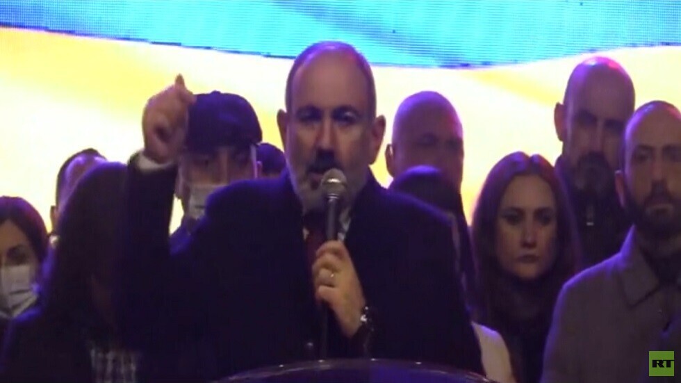 باشينيان: سنجري استفتاء على الدستور