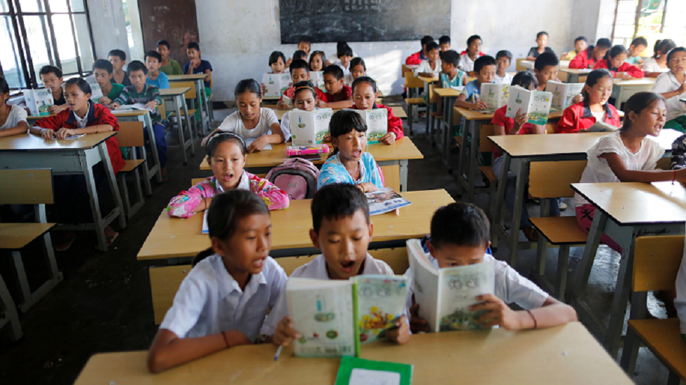 الصين تمنع العقاب والضرب في المدارس